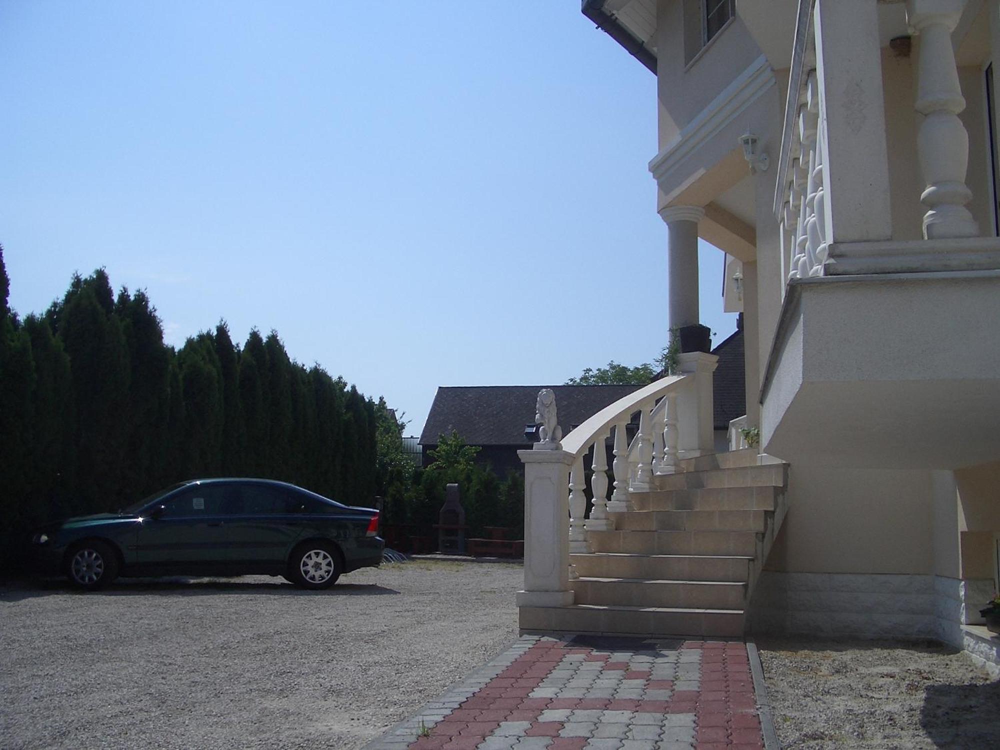 Hegyi Villa Heviz Bagian luar foto