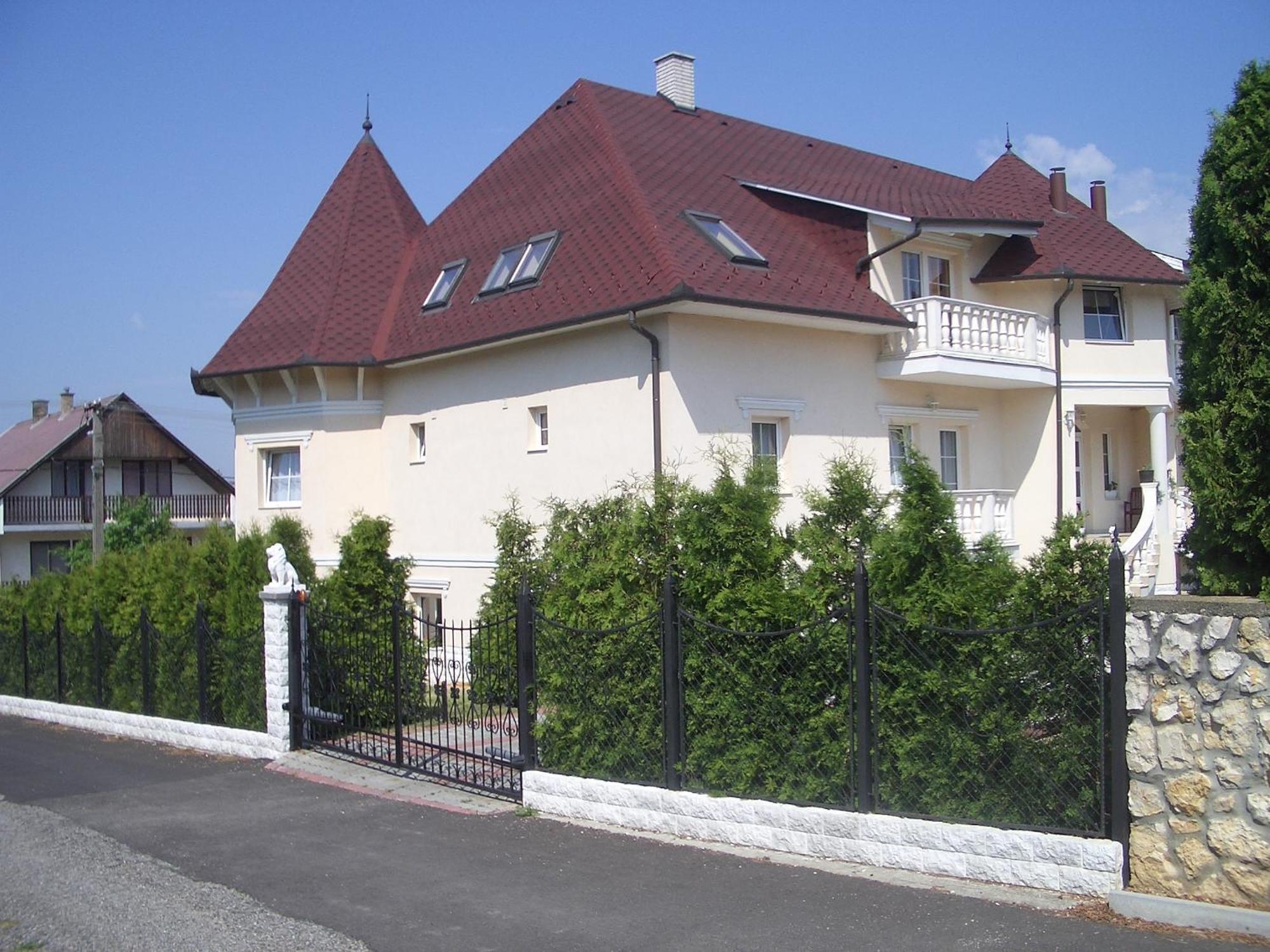 Hegyi Villa Heviz Bagian luar foto