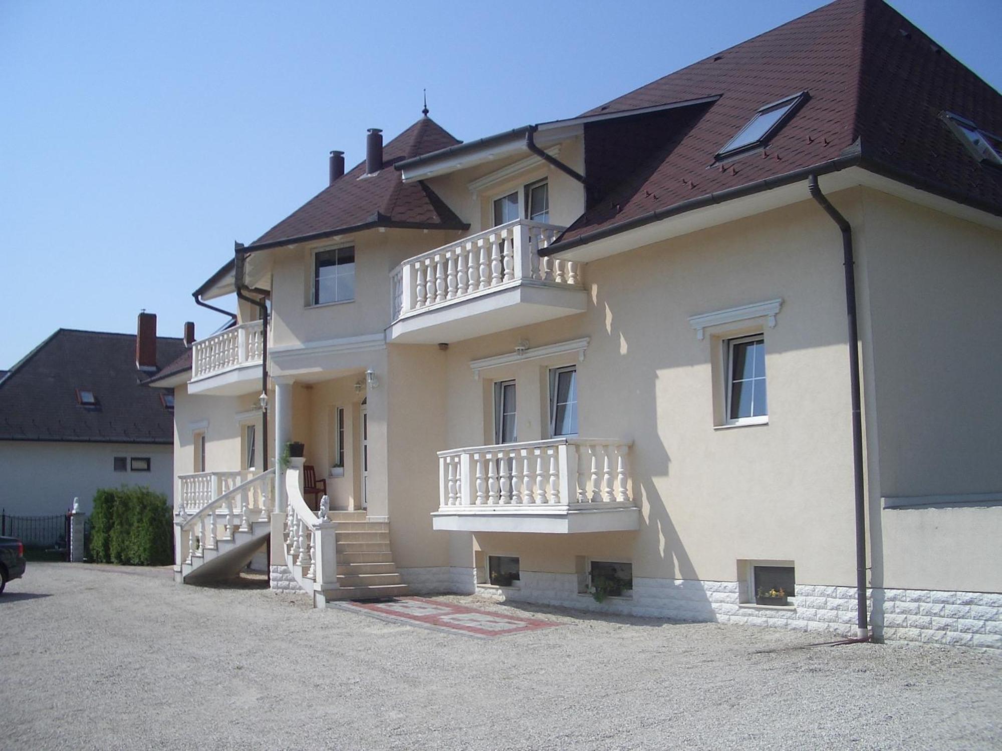 Hegyi Villa Heviz Bagian luar foto