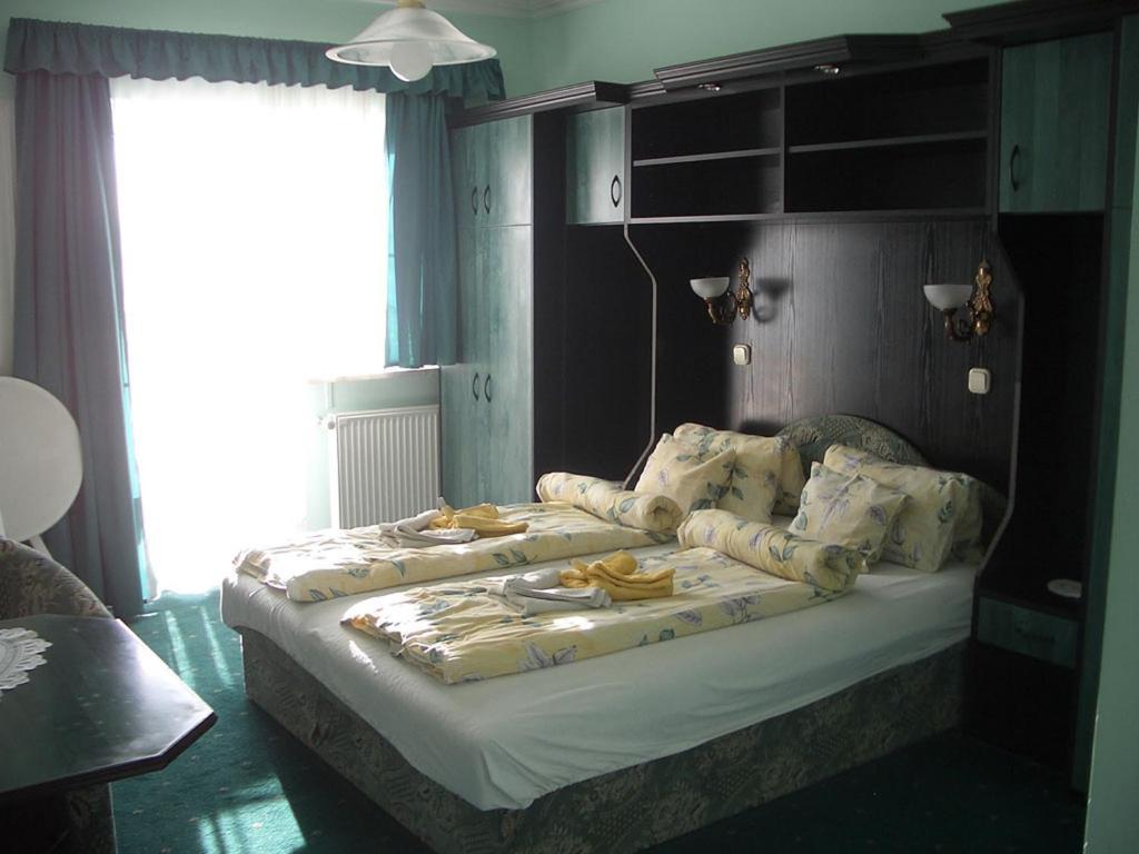 Hegyi Villa Heviz Ruang foto